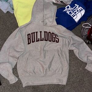 bulldogs hoodie 
size small
champion brand 
no flaws